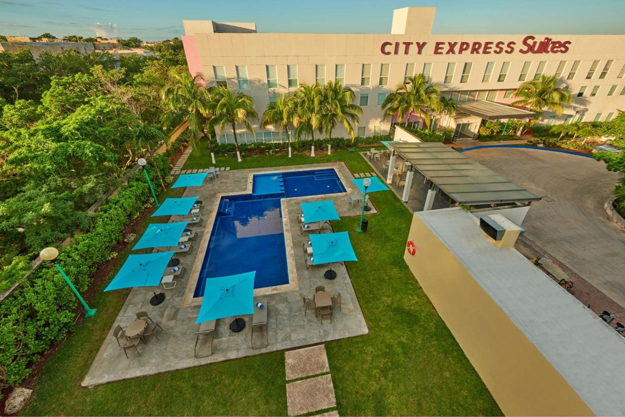 City Express Suites By Marriott Playa Del Carmen Exteriör bild