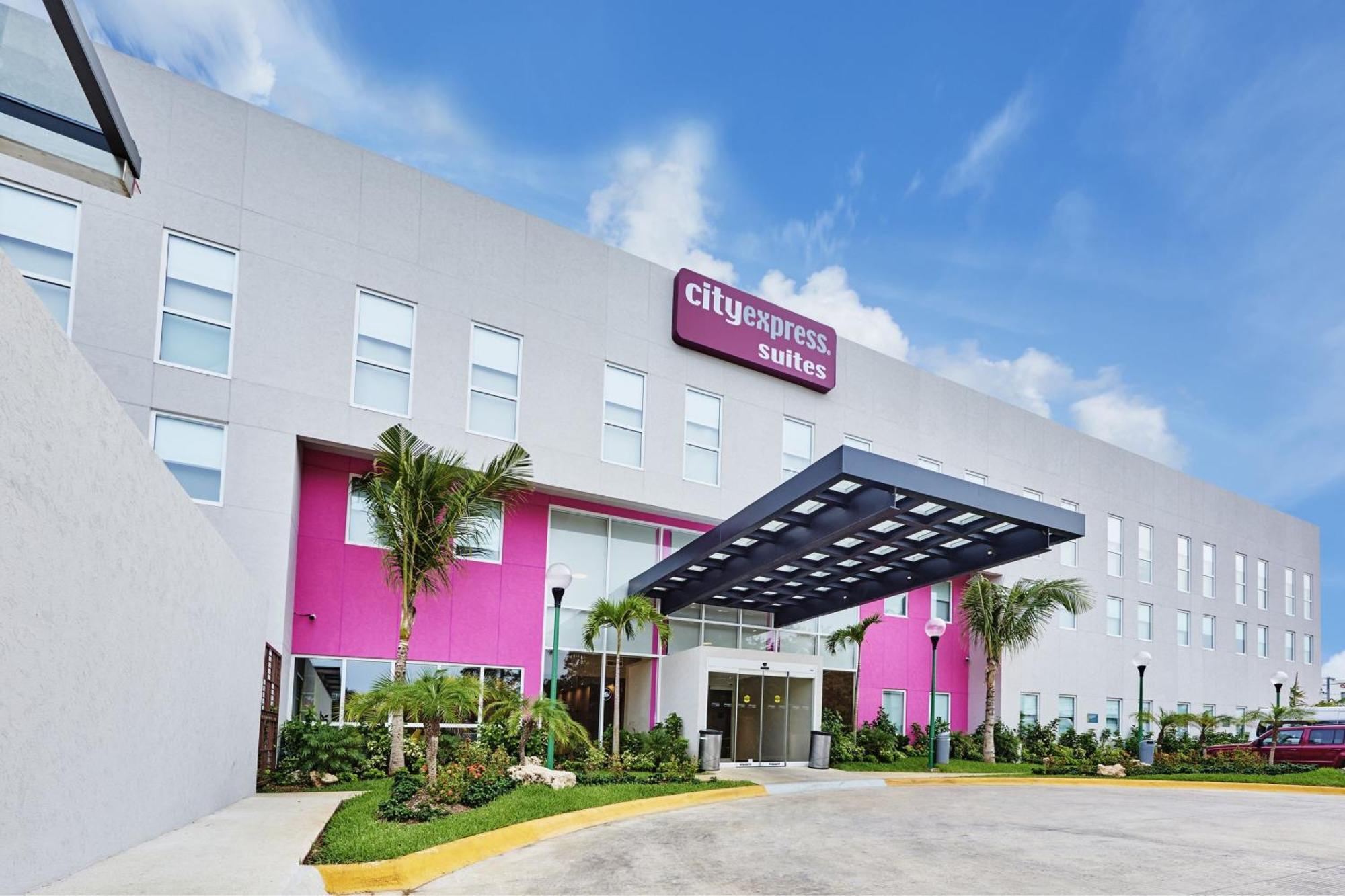 City Express Suites By Marriott Playa Del Carmen Exteriör bild